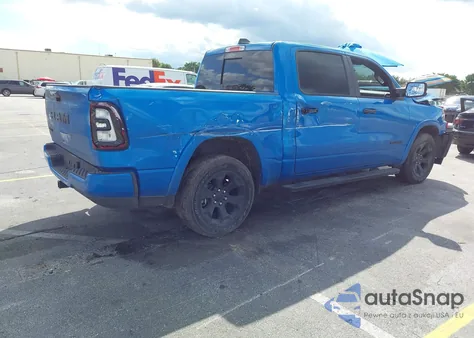 2025 Ram 1500 Big Horn 4X2 5'7 Box z USA, uszkodzony, nr VIN 1C6RREFG7SN740902